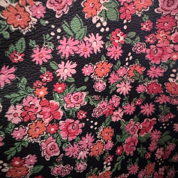 BRIGHT RED COACH PURSE - Picture 6 of 7